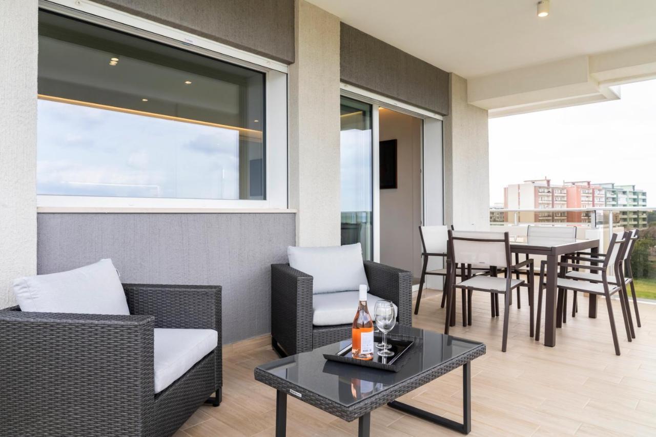 Apartamento Gentile 46 Luxury Accomodation Bari Exterior foto