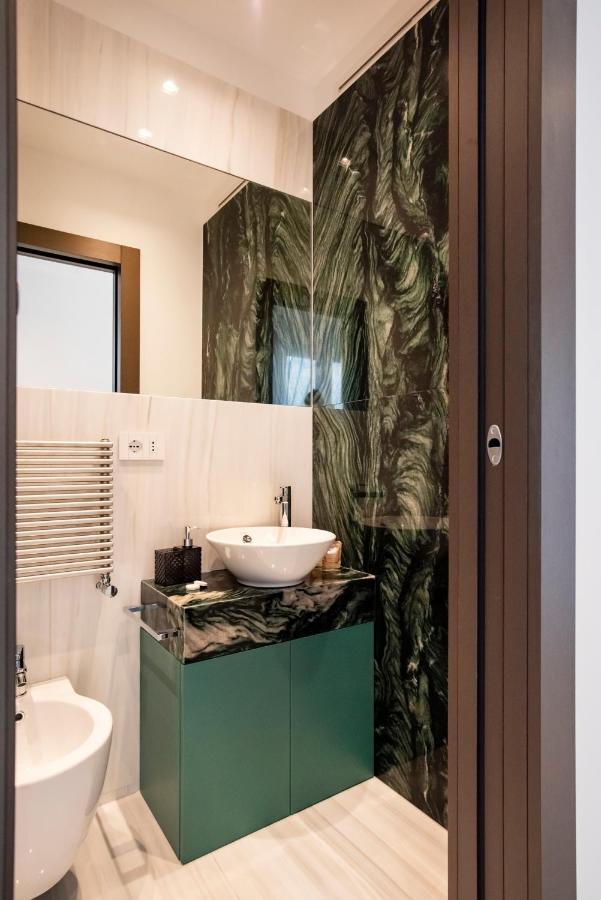 Apartamento Gentile 46 Luxury Accomodation Bari Exterior foto